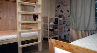 Гостиница Good News Hostel Москва Кровать в общем женском номере с 7 кроватями-6